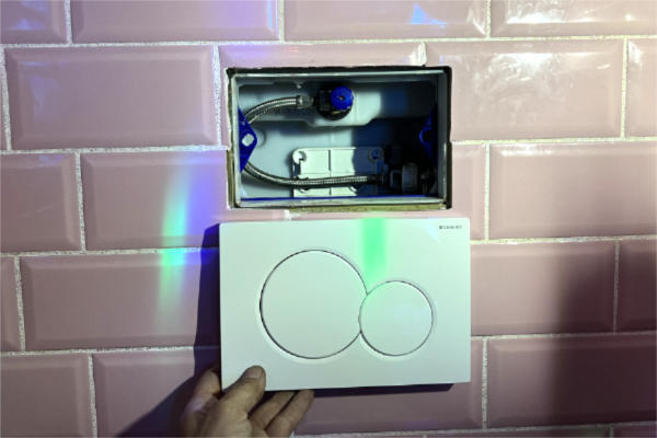 Spoelmechanisme toiletreservoir vervangen